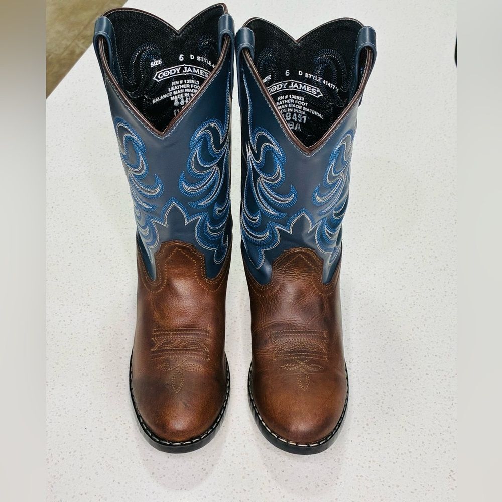 Cody James Brown & Blue Western Cowboy Boots Men’s Size 6D Leather Like New - Picture 4 of 9